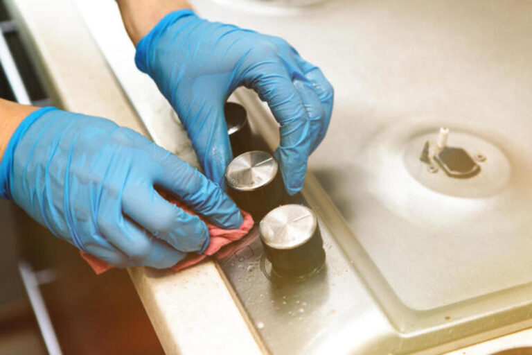 How To Remove Heat Stains from Stainless Steel Cooktop? Best Advice Zone