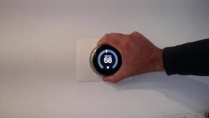 How to charge Nest thermostat