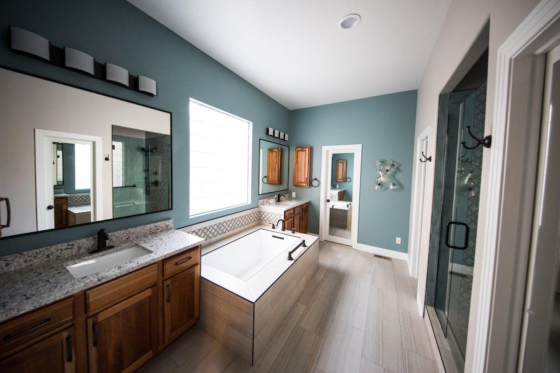 6 Reasons Not to Delay Bathroom Remodeling and Repairs