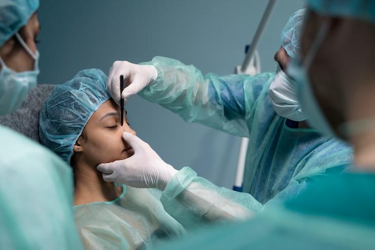 Click Here to Learn About Plastic Surgery Clinics & Procedures - 5 Points to 