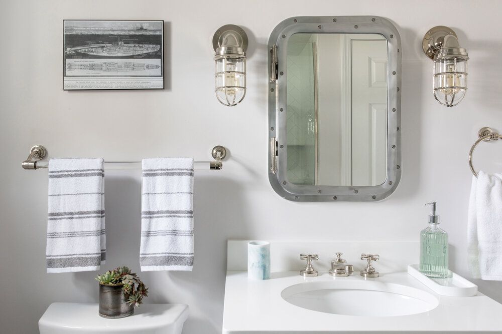 A Step-by-Step Guide to a Chic Bathroom Makeover