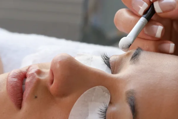 How Not to Maintain Your Eyelash Extensions