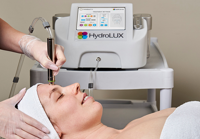 The Ultimate Guide to Achieving Radiant Skin: Unveiling the Hydroluxx Facial