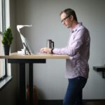 Oakywood standing desk pro – the ultimate ergonomic desk